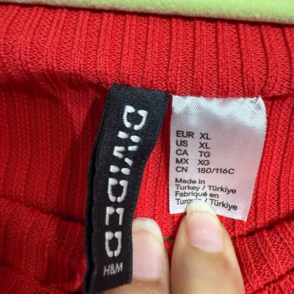 H&M Divided Red Rib-Knit Long Sleeve Top Sz XL - Picture 5 of 11